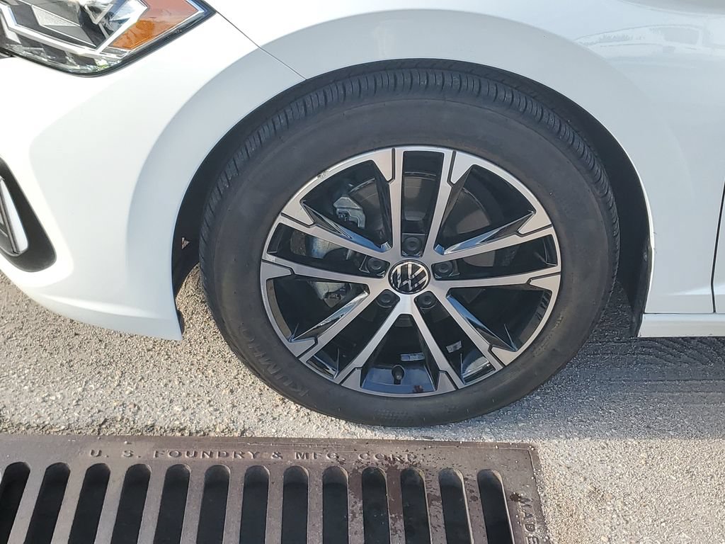 Certified 2024 Volkswagen Jetta Sport FWD image 13