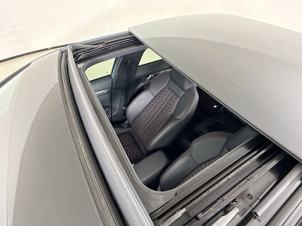 Used 2024 Audi RS 3 image 25