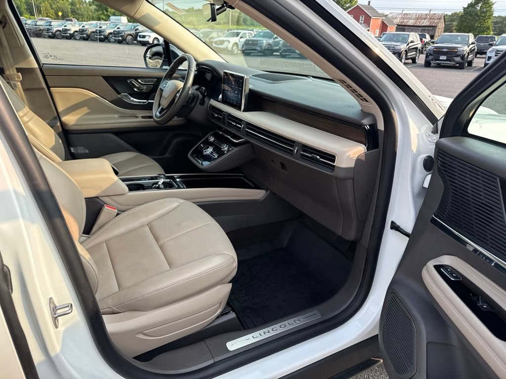 Used 2022 Lincoln Corsair Reserve w/ Elements Package AWD/4WD image 20
