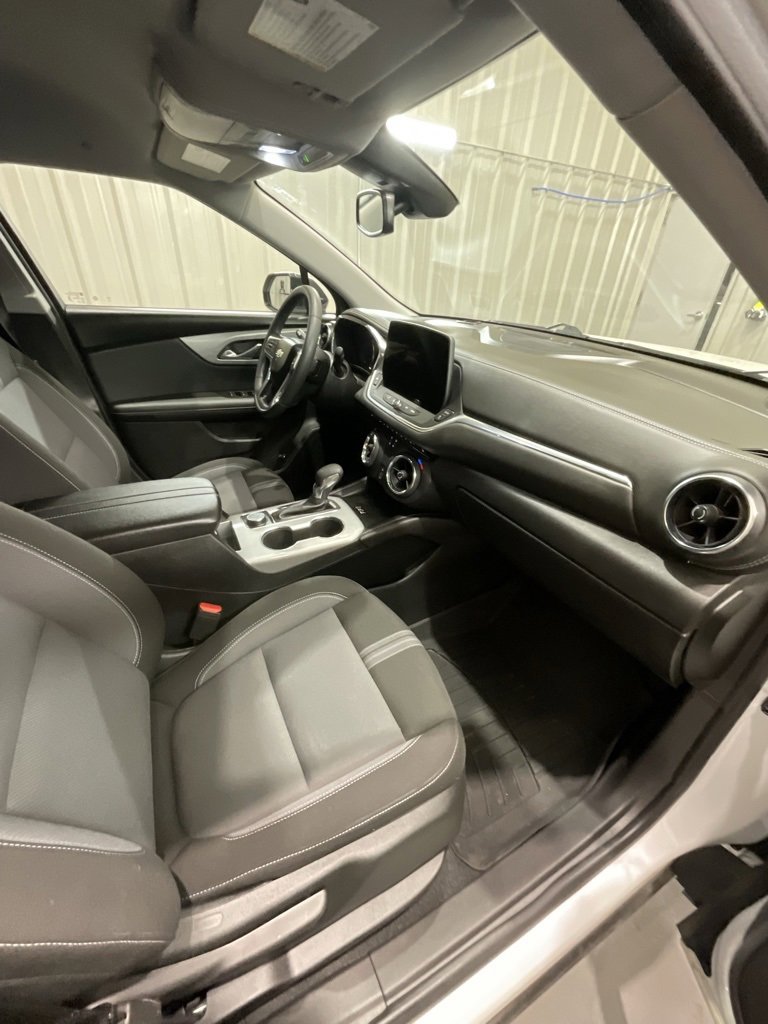 Used 2023 Chevrolet Blazer LT w/ Convenience Package image 14