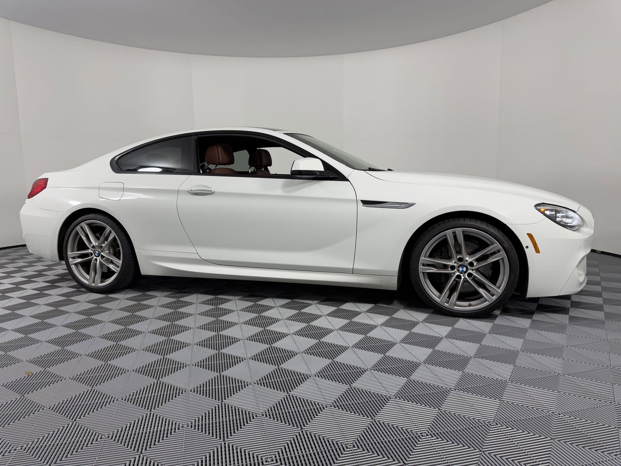 Used 2014 BMW 650i Coupe image 8