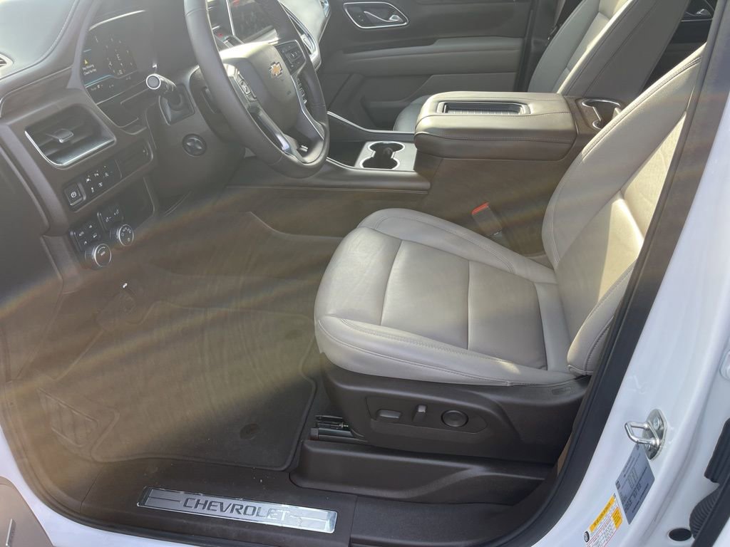 Used 2023 Chevrolet Tahoe LT w/ LT Signature Plus Package image 21