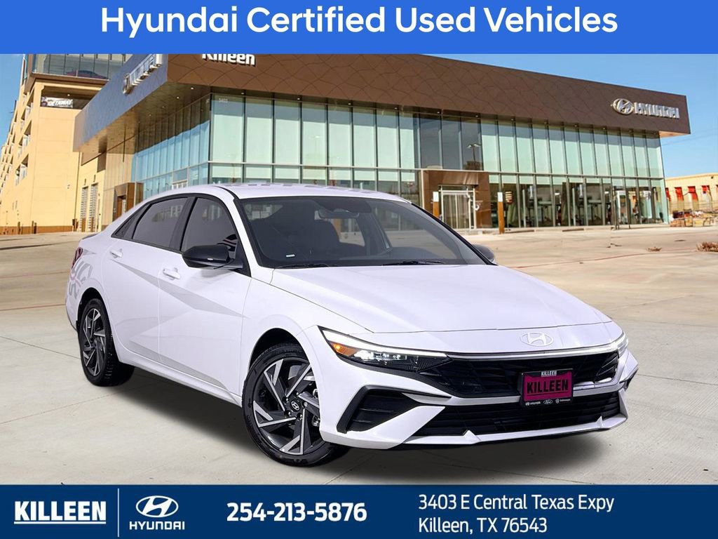 Used 2025 Hyundai Elantra Sport image 1
