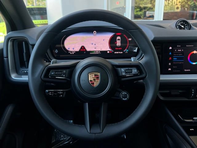 Used 2025 Porsche Cayenne E-Hybrid AWD/4WD image 31