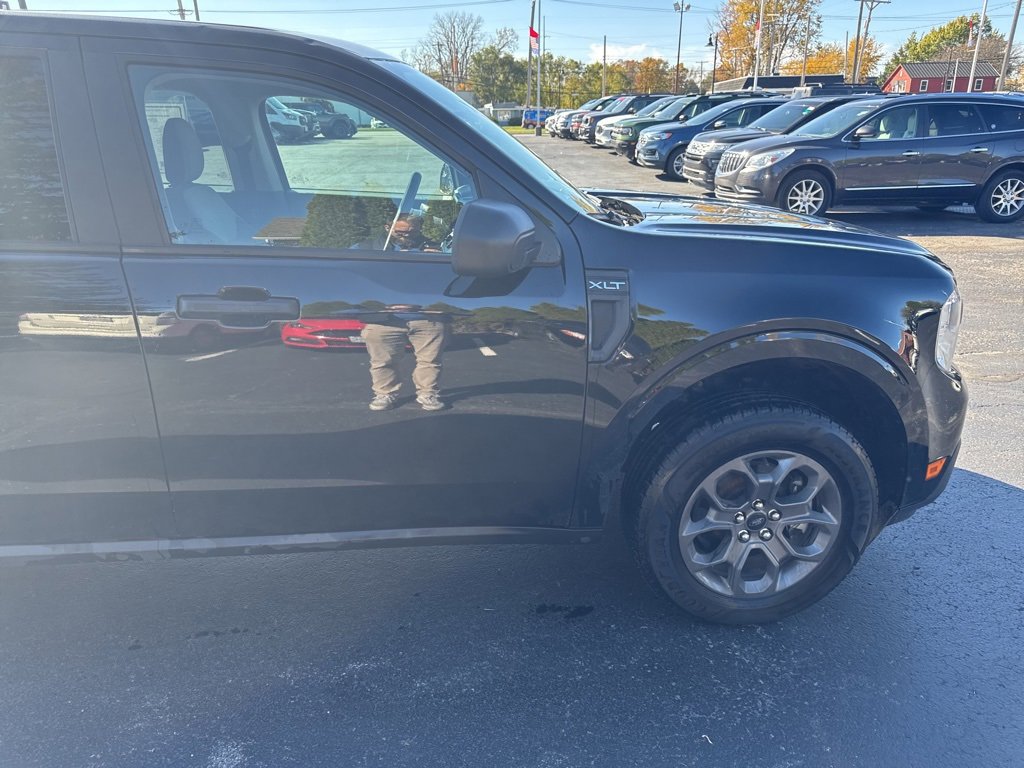 Used 2022 Ford Maverick XLT image 11