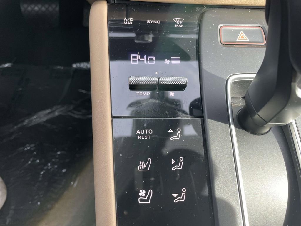 Used 2022 Porsche Macan S image 40