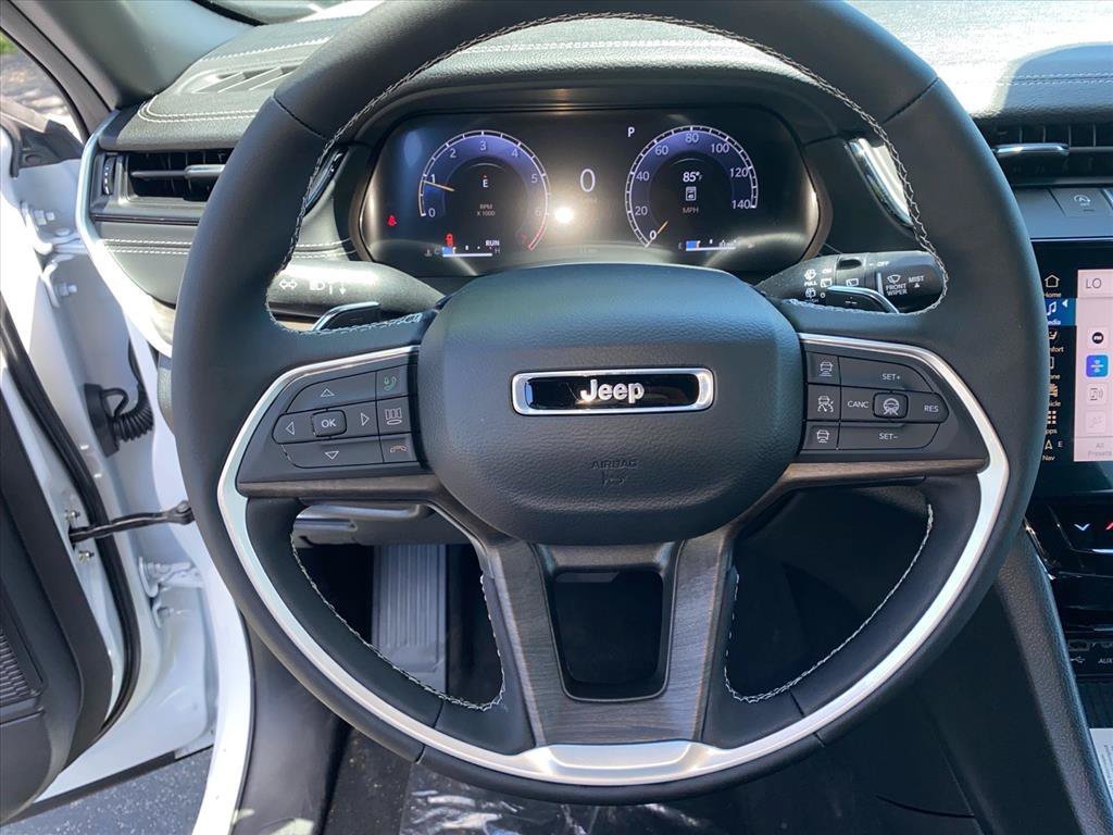 New 2026 Jeep Grand Cherokee L 4WD image 6