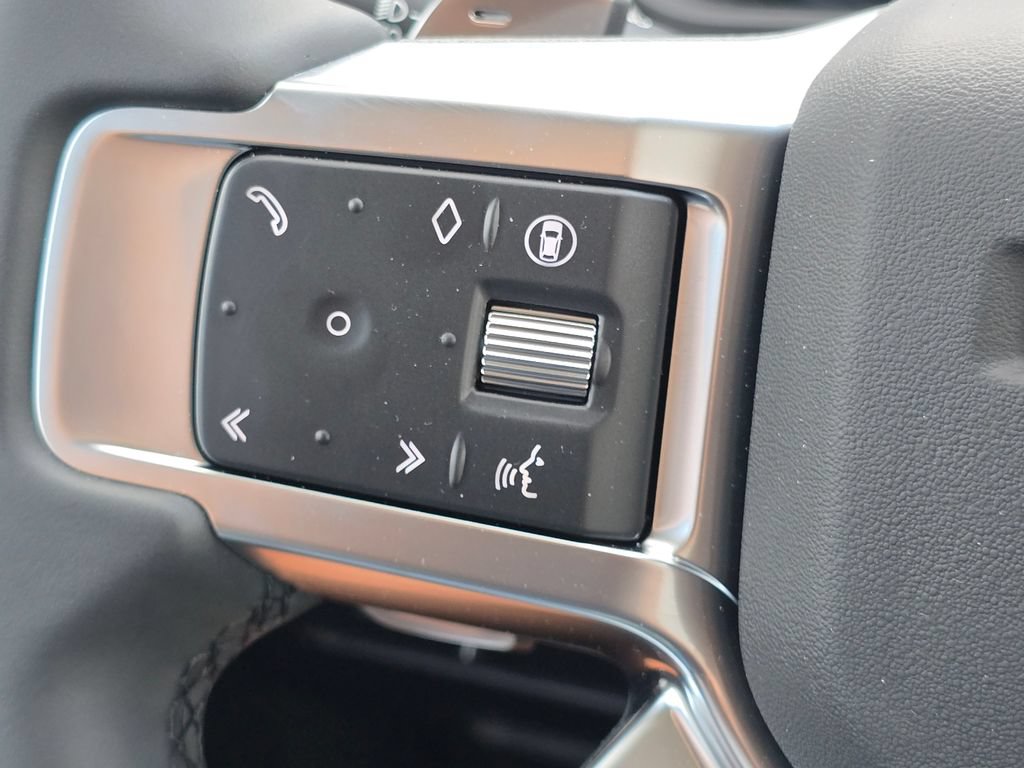 New 2026 Land Rover Discovery S AWD/4WD image 25