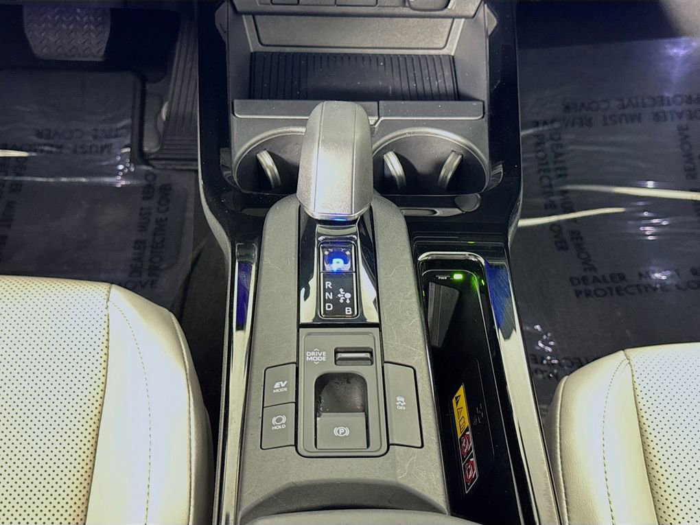 Used 2024 Toyota Prius Limited image 38