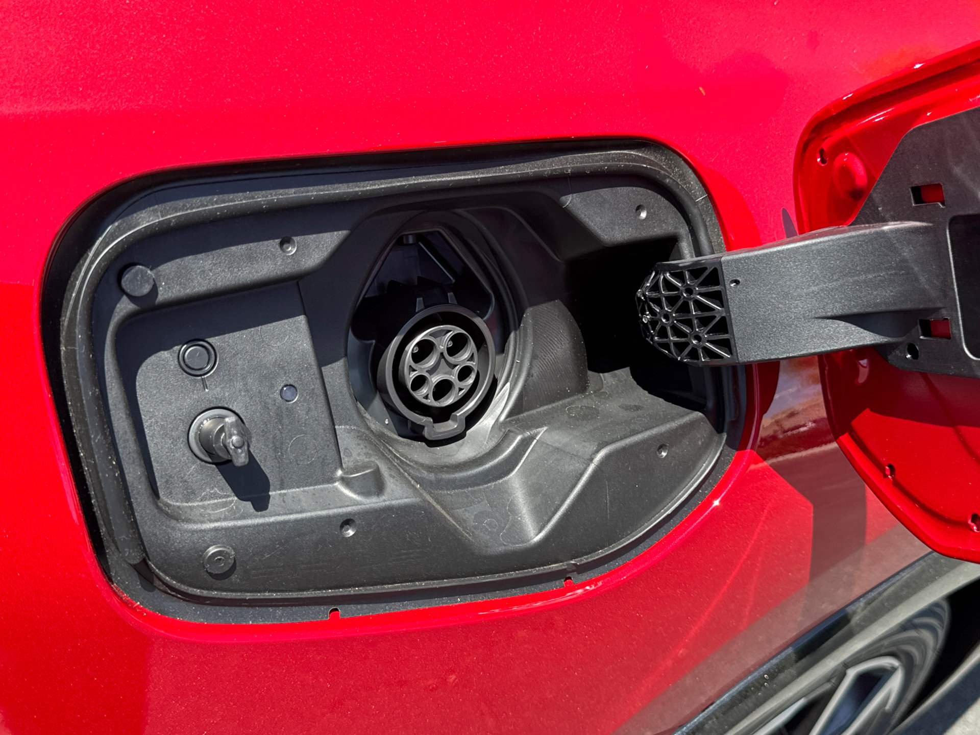 New 2026 Toyota Prius Plug-In Hybrid FWD image 15