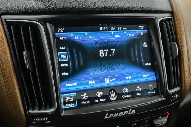 Used 2017 Maserati Levante S image 30