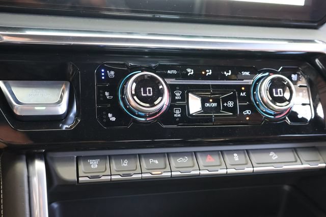 New 2026 GMC Sierra 3500 Denali Ultimate AWD/4WD image 27