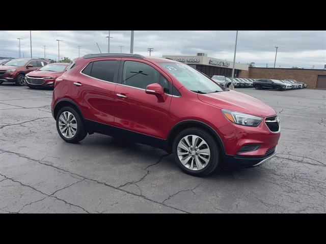 Used 2019 Buick Encore Preferred FWD image 2