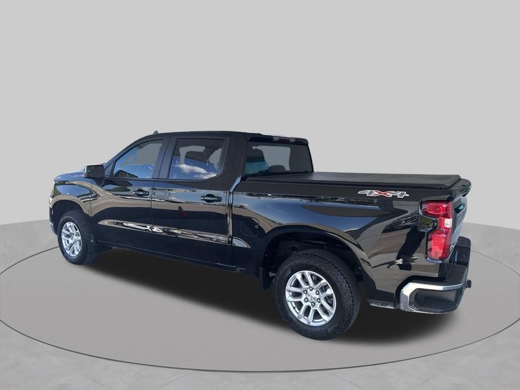 Used 2024 Chevrolet Silverado 1500 LT AWD/4WD image 5