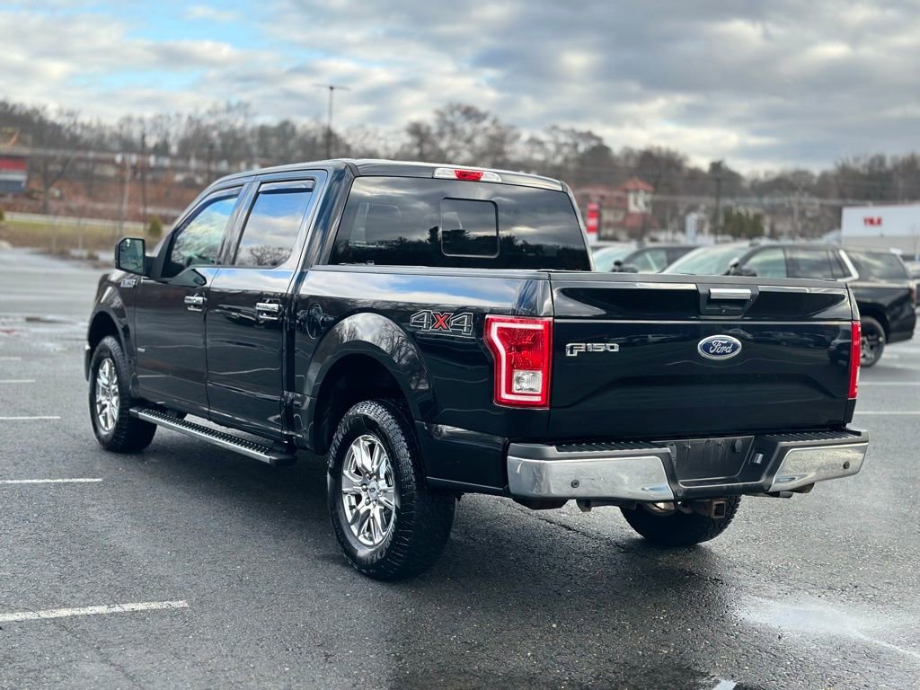 Used 2017 Ford F150 XLT w/ Equipment Group 302A Luxury image 4
