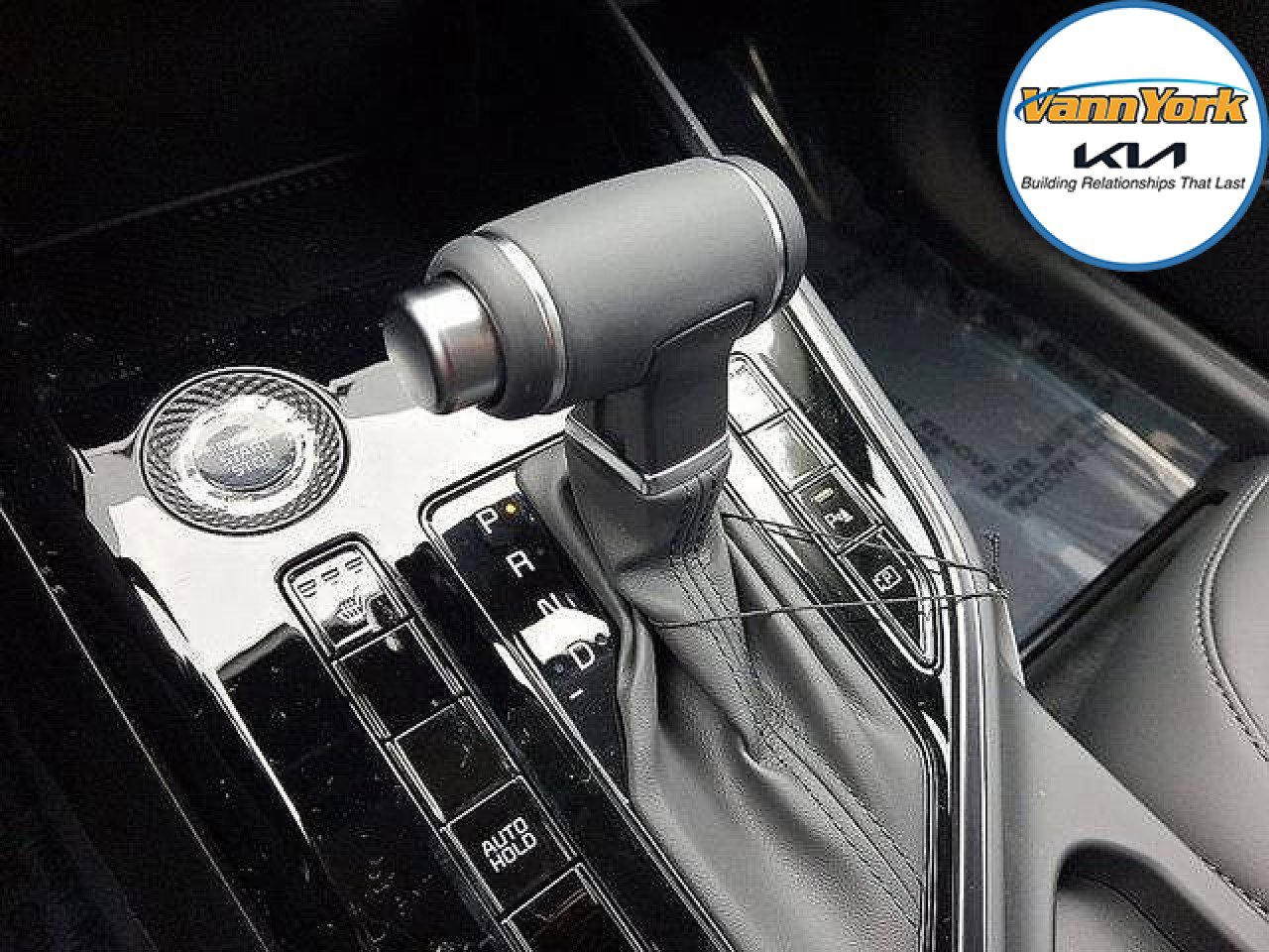 New 2025 Kia Niro EX image 8