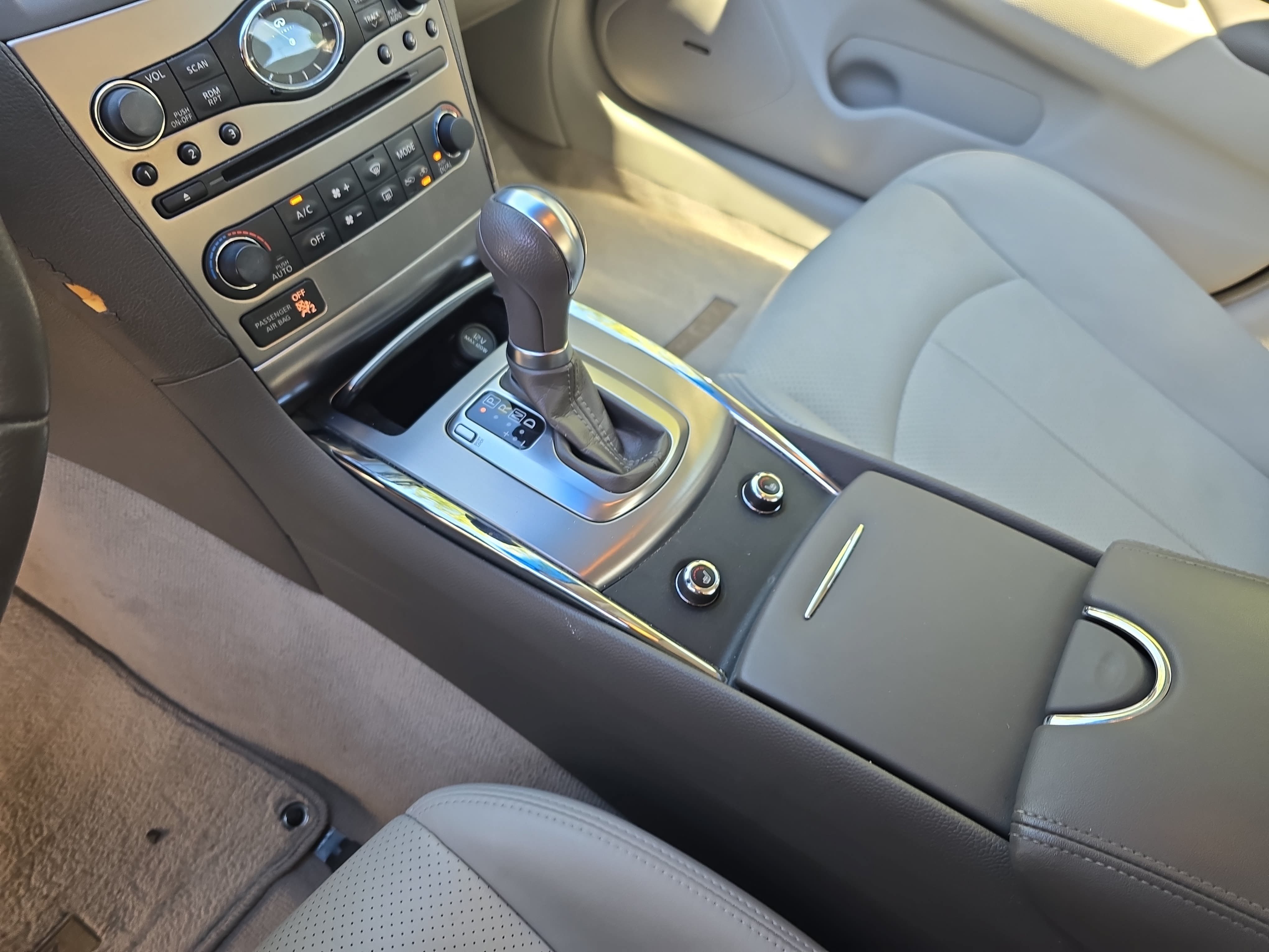 Used 2012 INFINITI G37 Journey w/ Premium Pkg RWD image 24