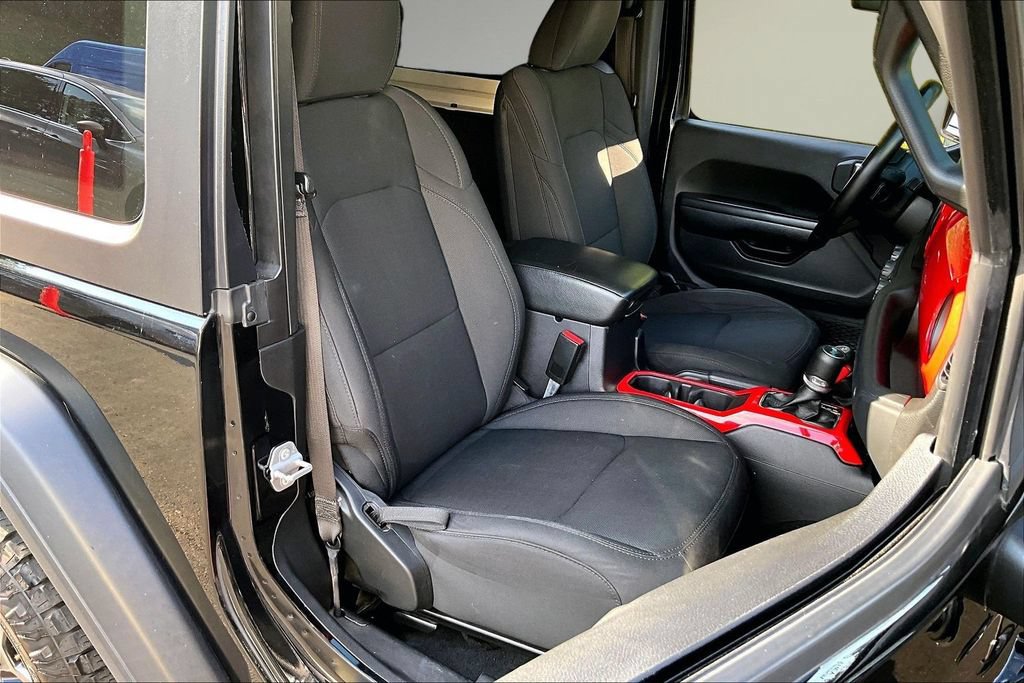 Used 2021 Jeep Wrangler Sport AWD/4WD image 30