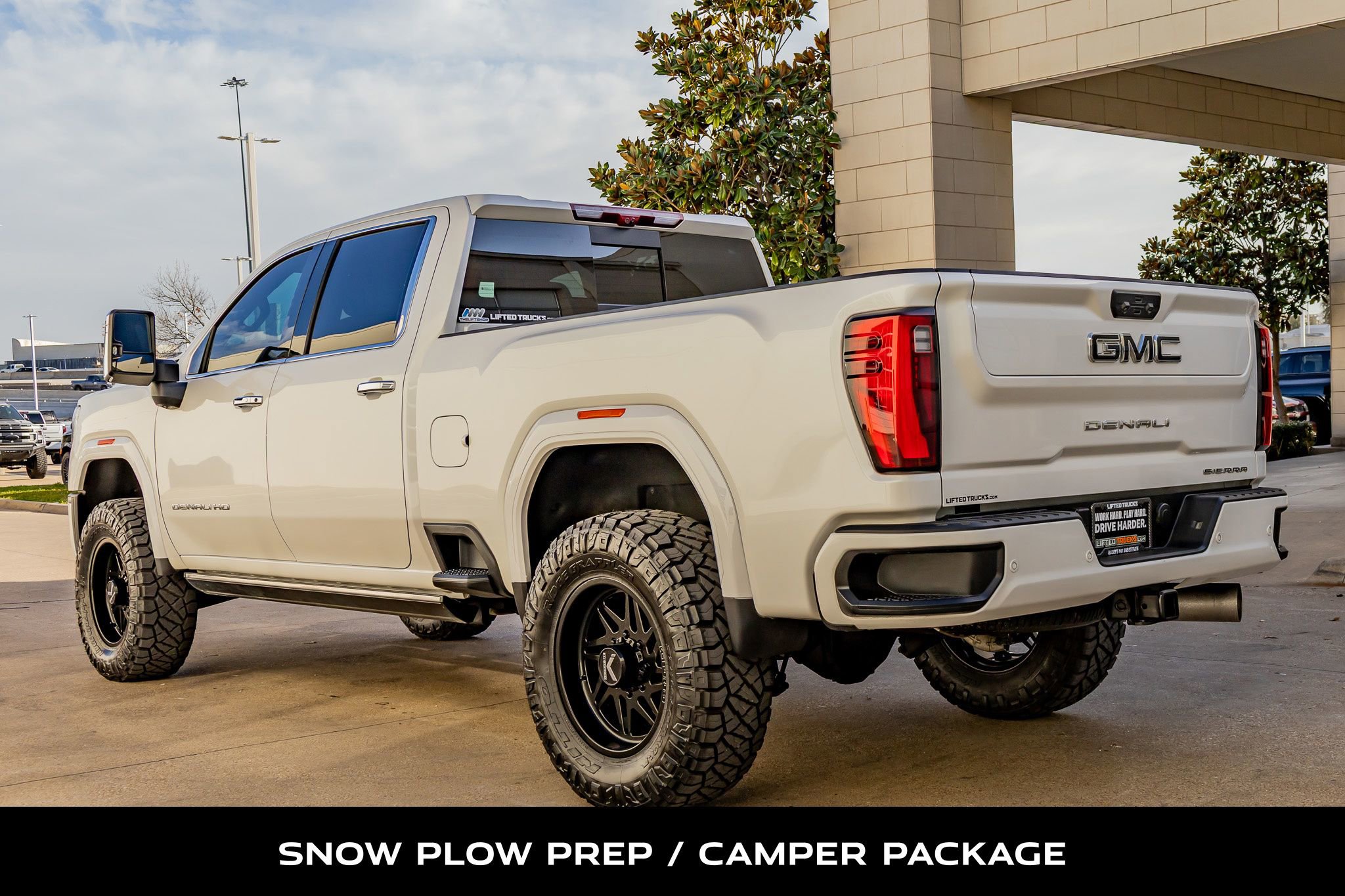 Used 2025 GMC Sierra 2500 Denali Ultimate image 7