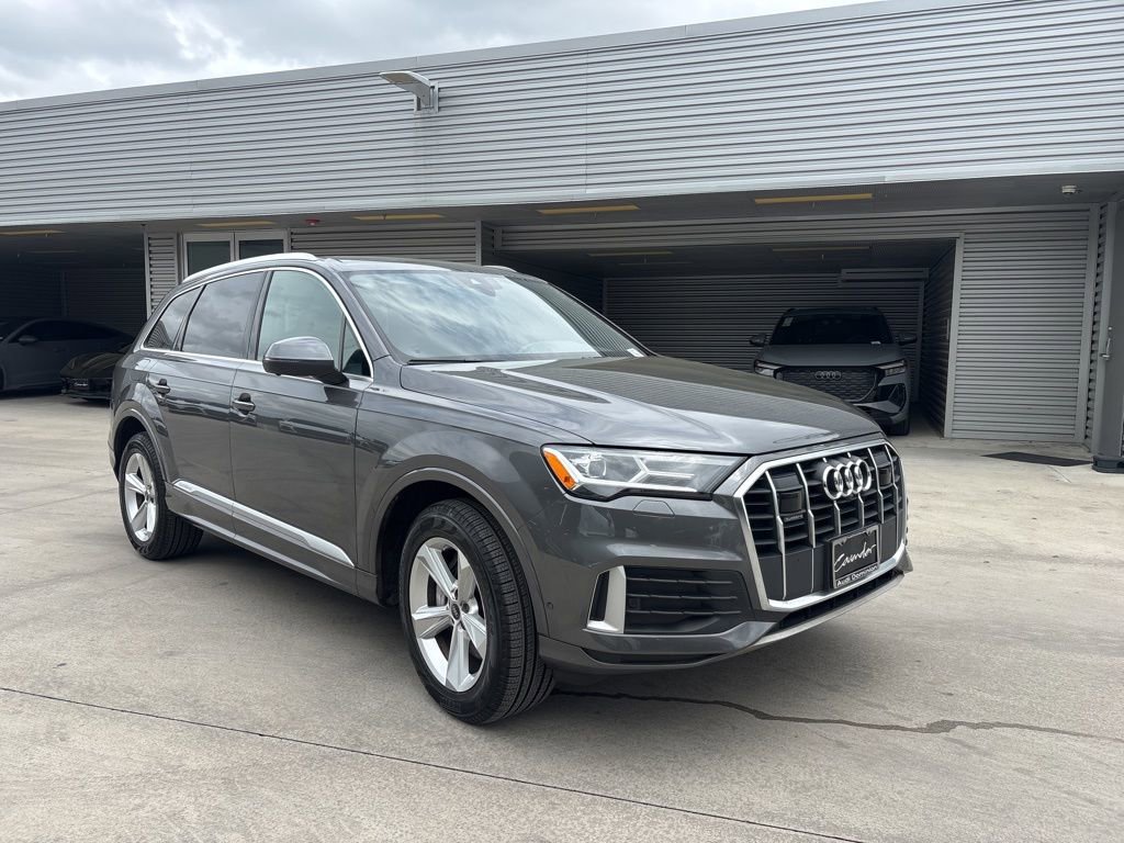Used 2023 Audi Q7 2.0T Premium Plus w/ Premium Plus Package image 3