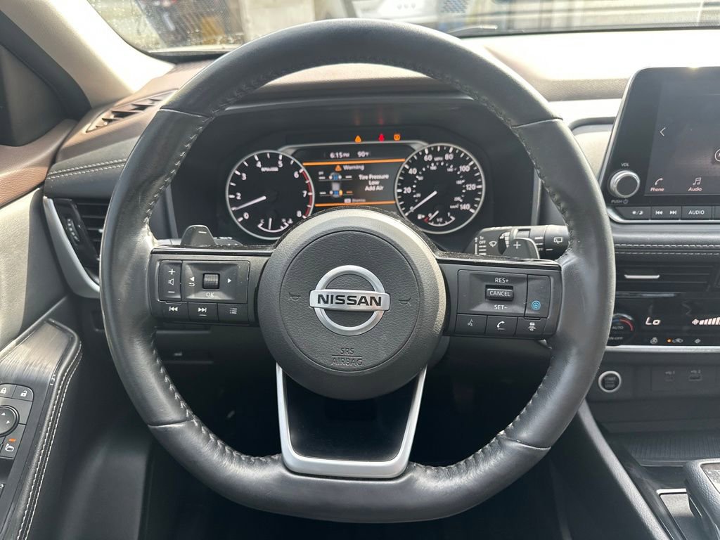 Certified 2021 Nissan Rogue SV w/ Premium Package FWD image 16