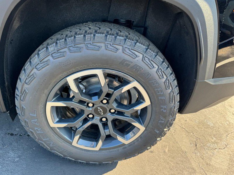 Used 2026 Chevrolet Equinox ACTIV AWD/4WD image 31