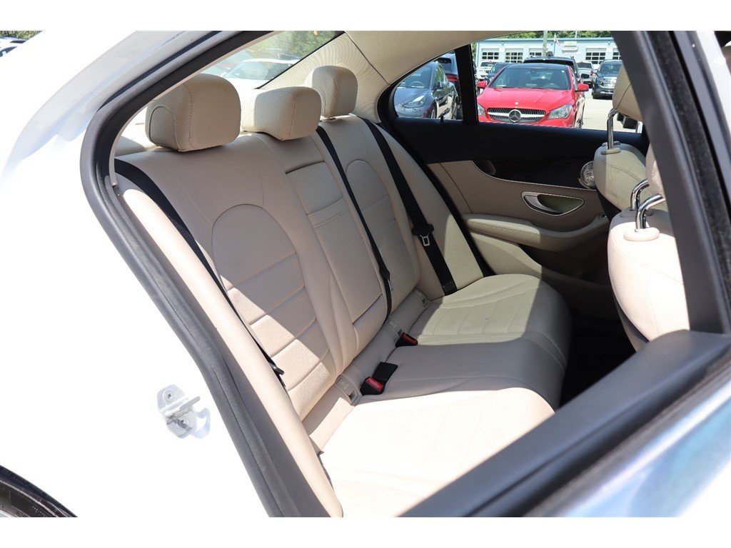 Used 2015 Mercedes-Benz C 300 Sedan image 23