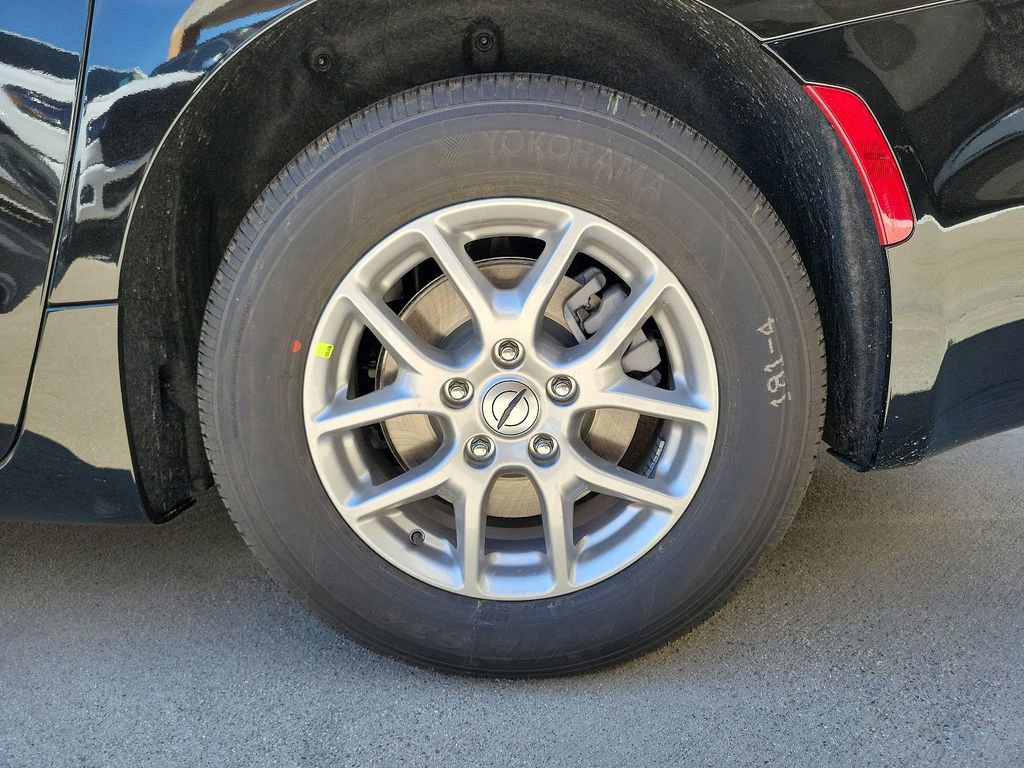 New 2025 Chrysler Voyager LX image 14