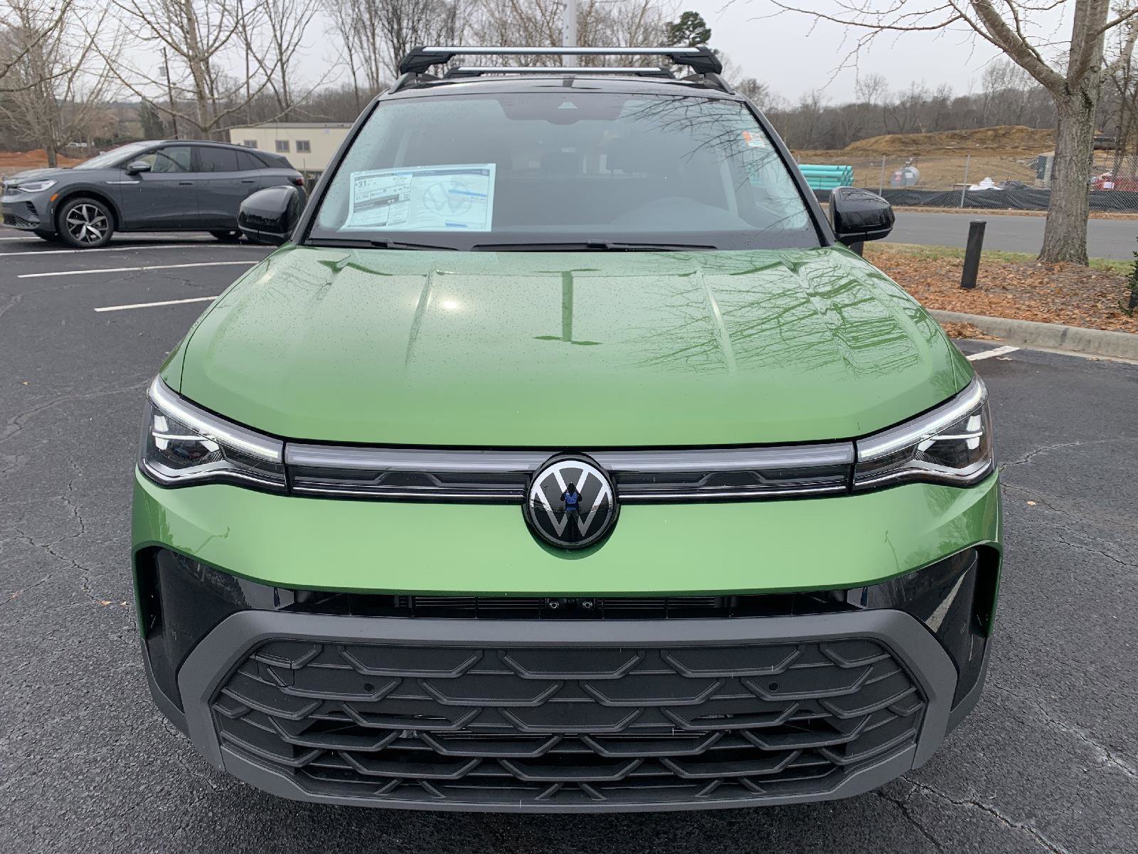 Used 2025 Volkswagen Taos SE w/ Taos Adventure Package (SXB) image 8