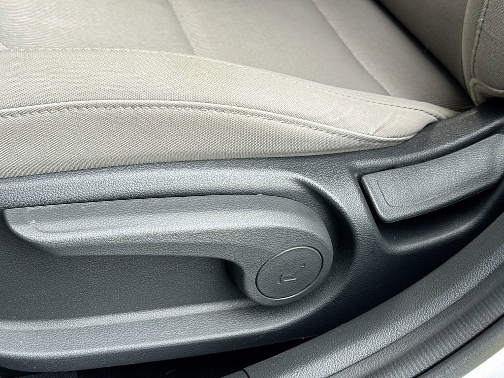 Used 2018 Hyundai Elantra SEL image 23