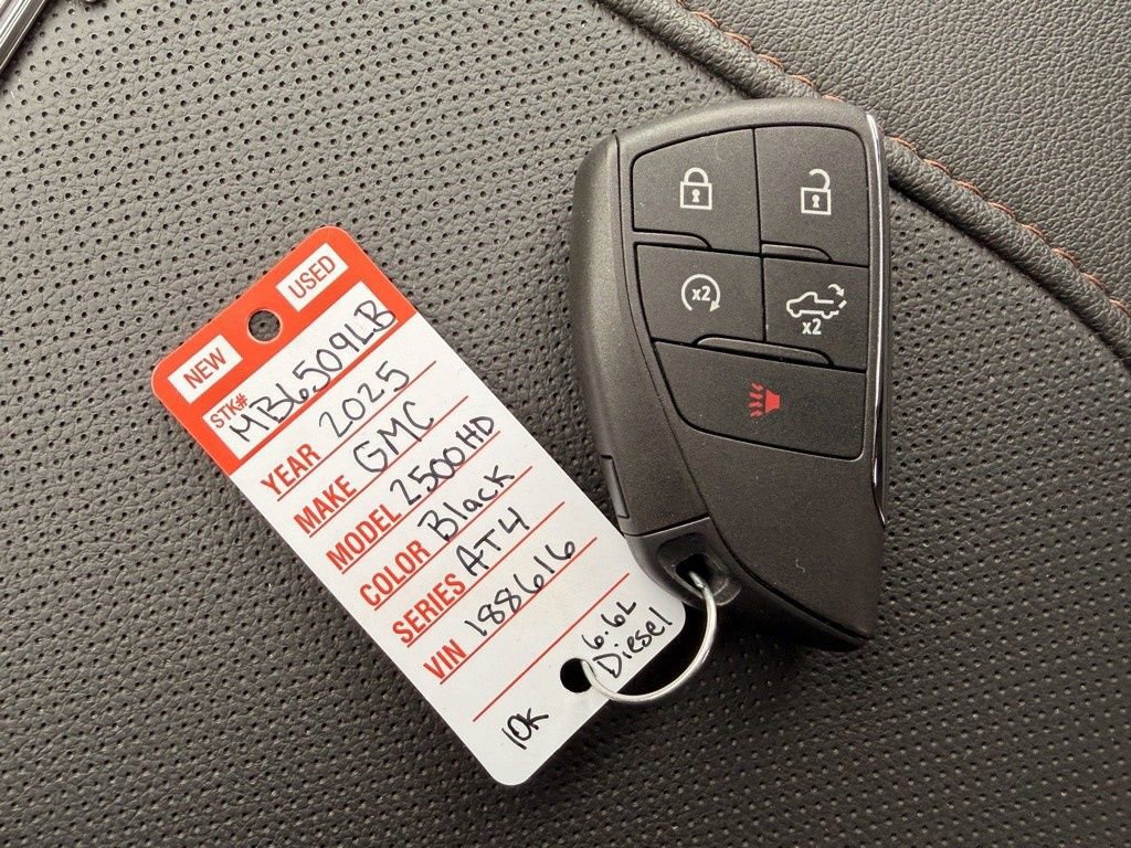 Used 2025 GMC Sierra 2500 AT4 w/ AT4 Premium Plus Package image 63