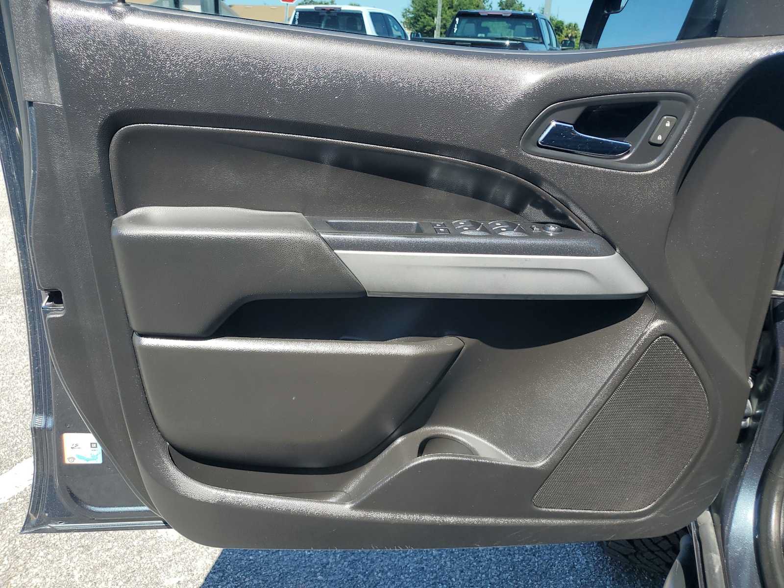 Used 2019 Chevrolet Colorado ZR2 w/ ZR2 Dusk Special Edition AWD/4WD image 21