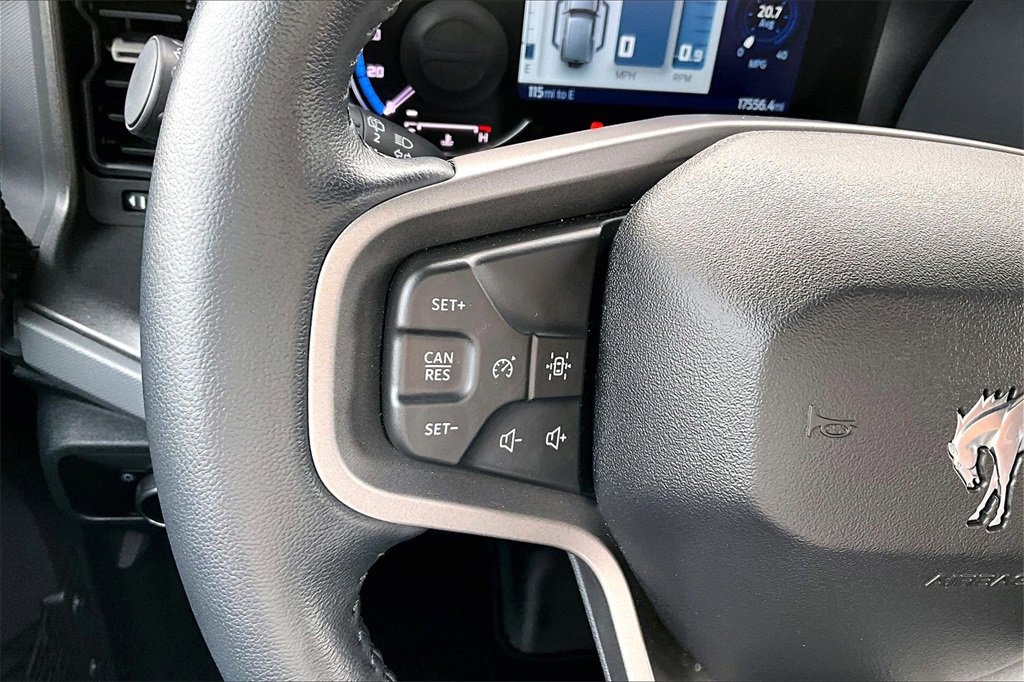 Used 2024 Ford Bronco Big Bend image 16