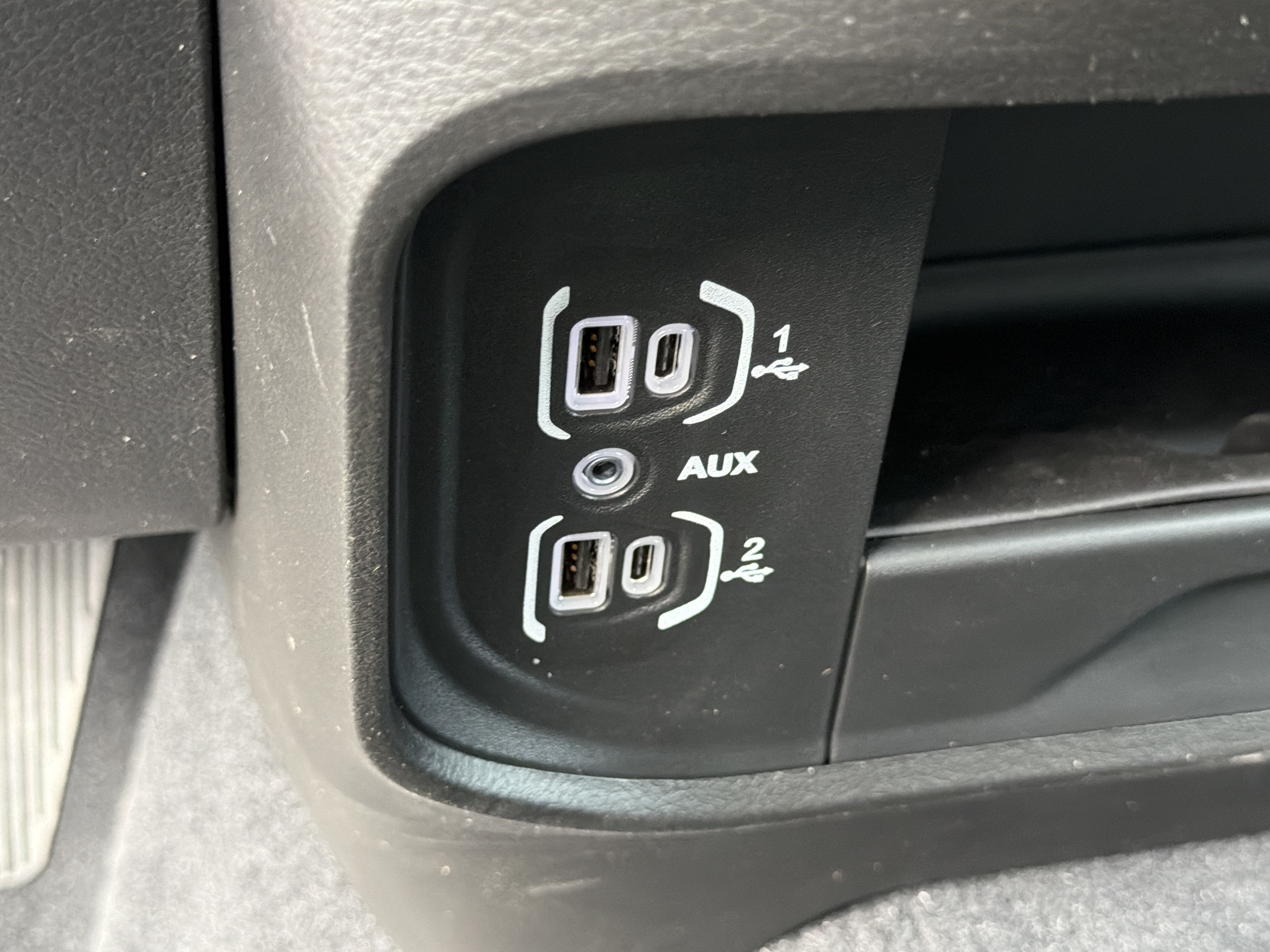New 2026 RAM 2500 Tradesman AWD/4WD image 30