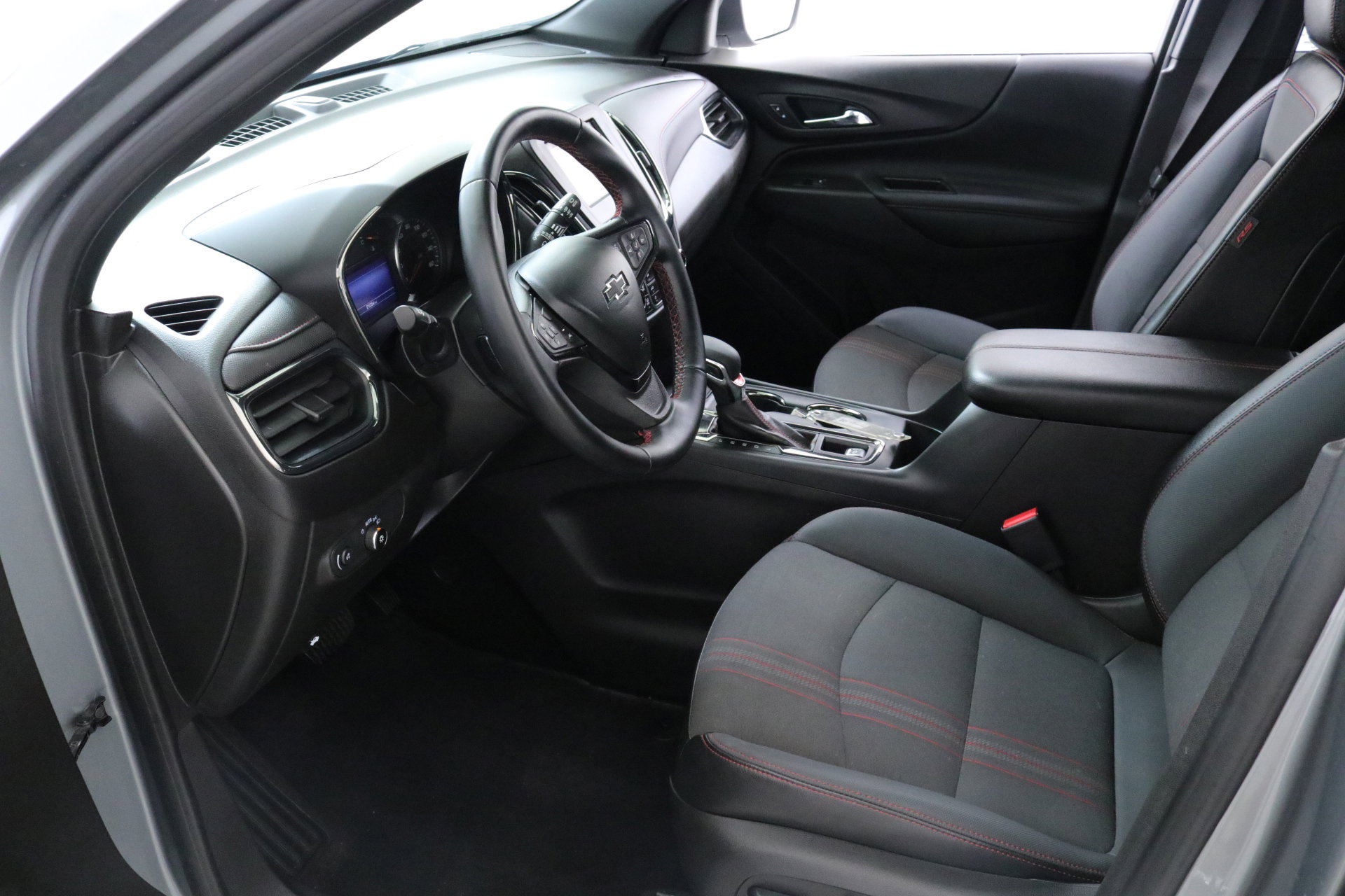 Used 2024 Chevrolet Equinox RS image 24