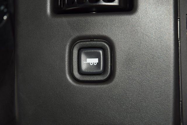 New 2025 Chevrolet Express 3500 Extended RWD image 19
