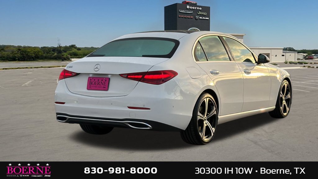 Used 2025 Mercedes-Benz C 300 Sedan image 3