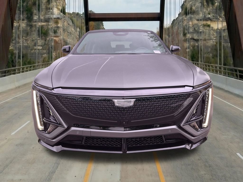New 2026 Cadillac Lyriq V image 2