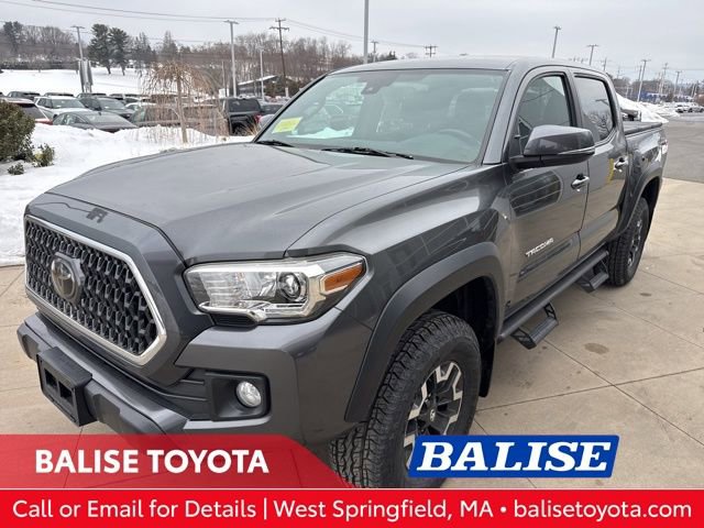 Used 2018 Toyota Tacoma TRD Off-Road w/ Technology Package image 3