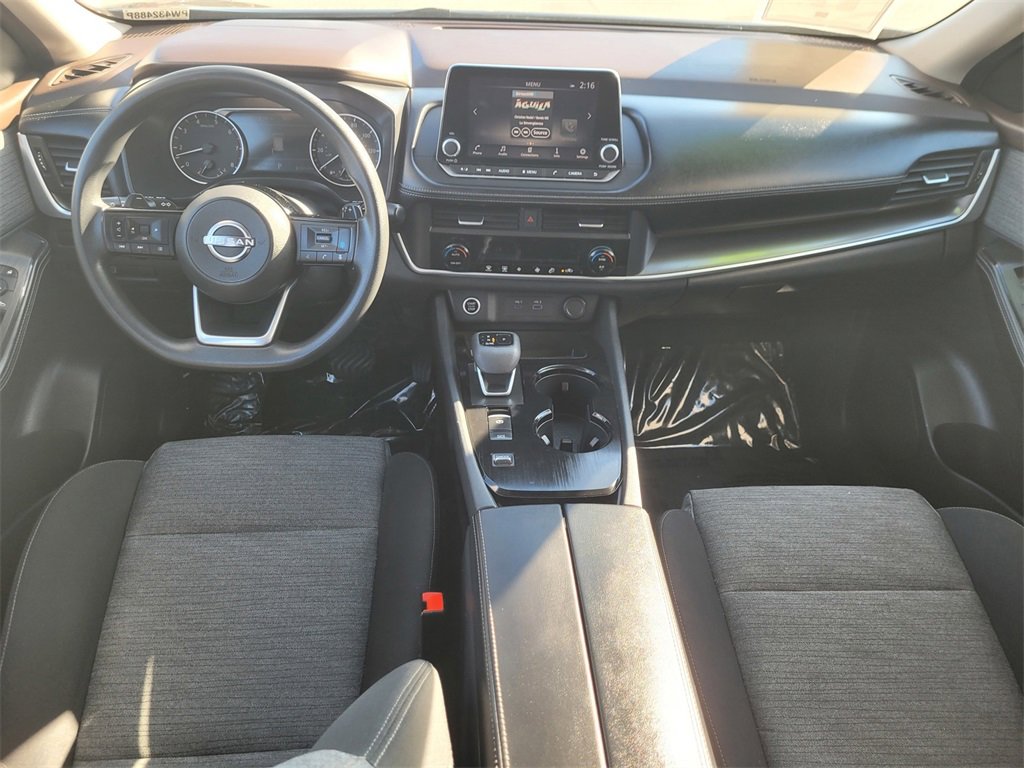 Used 2023 Nissan Rogue SV image 13