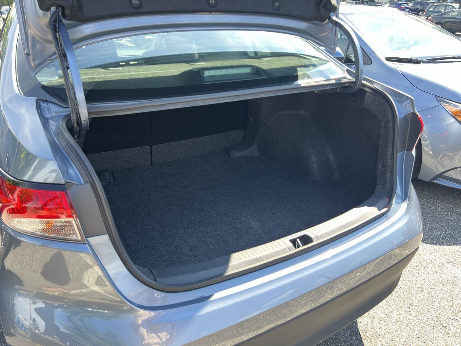 Used 2025 Toyota Corolla LE FWD image 22