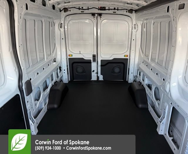 New 2026 Ford Transit 250 148 Medium Roof Extended AWD image 31