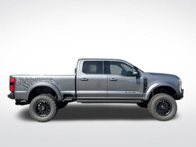 New 2026 Ford F250 Lariat w/ Black Appearance Package AWD/4WD image 12