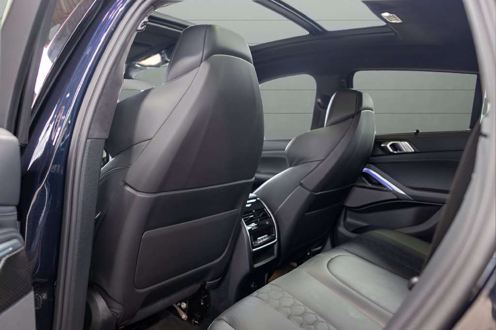 Used 2022 BMW X6 M w/ Executive Package AWD/4WD image 48