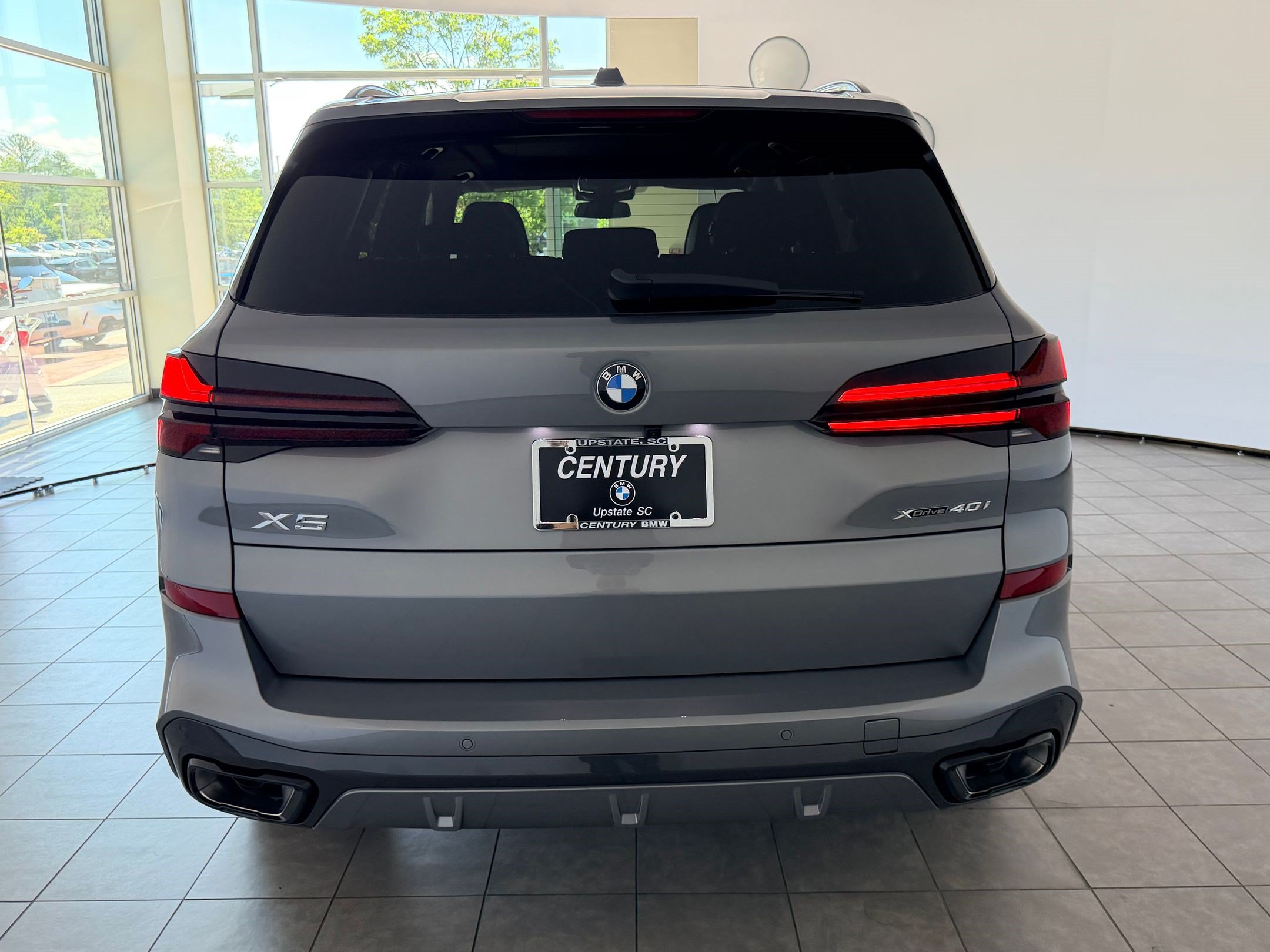 New 2026 BMW X5 xDrive40i w/ M Sport Package AWD/4WD image 10