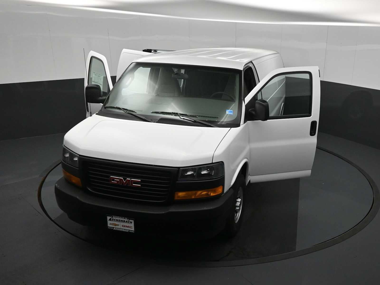 New 2026 GMC Savana 3500 Extended w/ Driver Convenience Package RWD image 25