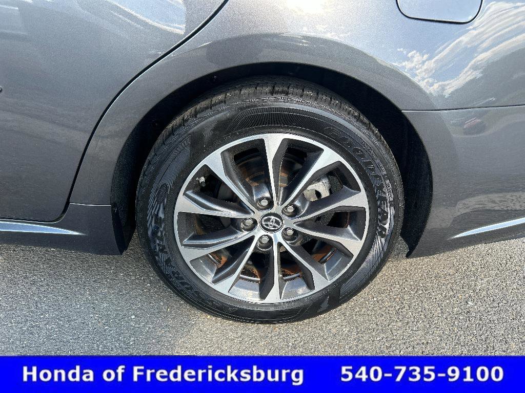 Used 2018 Toyota Avalon XLE Premium w/ All Weather Liner Package image 30