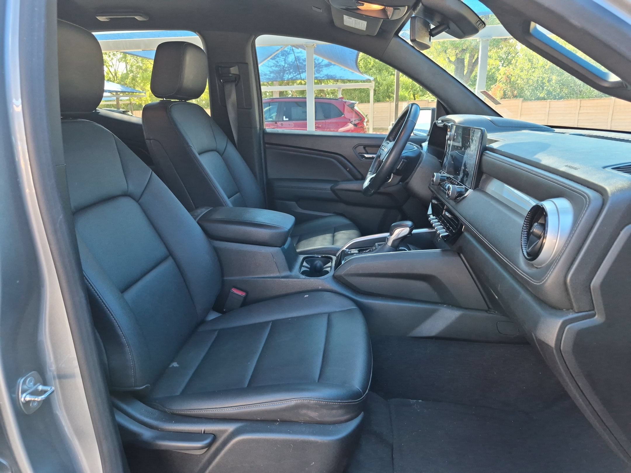 Used 2023 Chevrolet Colorado LT w/ LT Convenience Package III RWD image 26