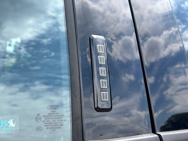 Used 2016 Ford F150 XLT w/ Equipment Group 302A Luxury AWD/4WD image 23