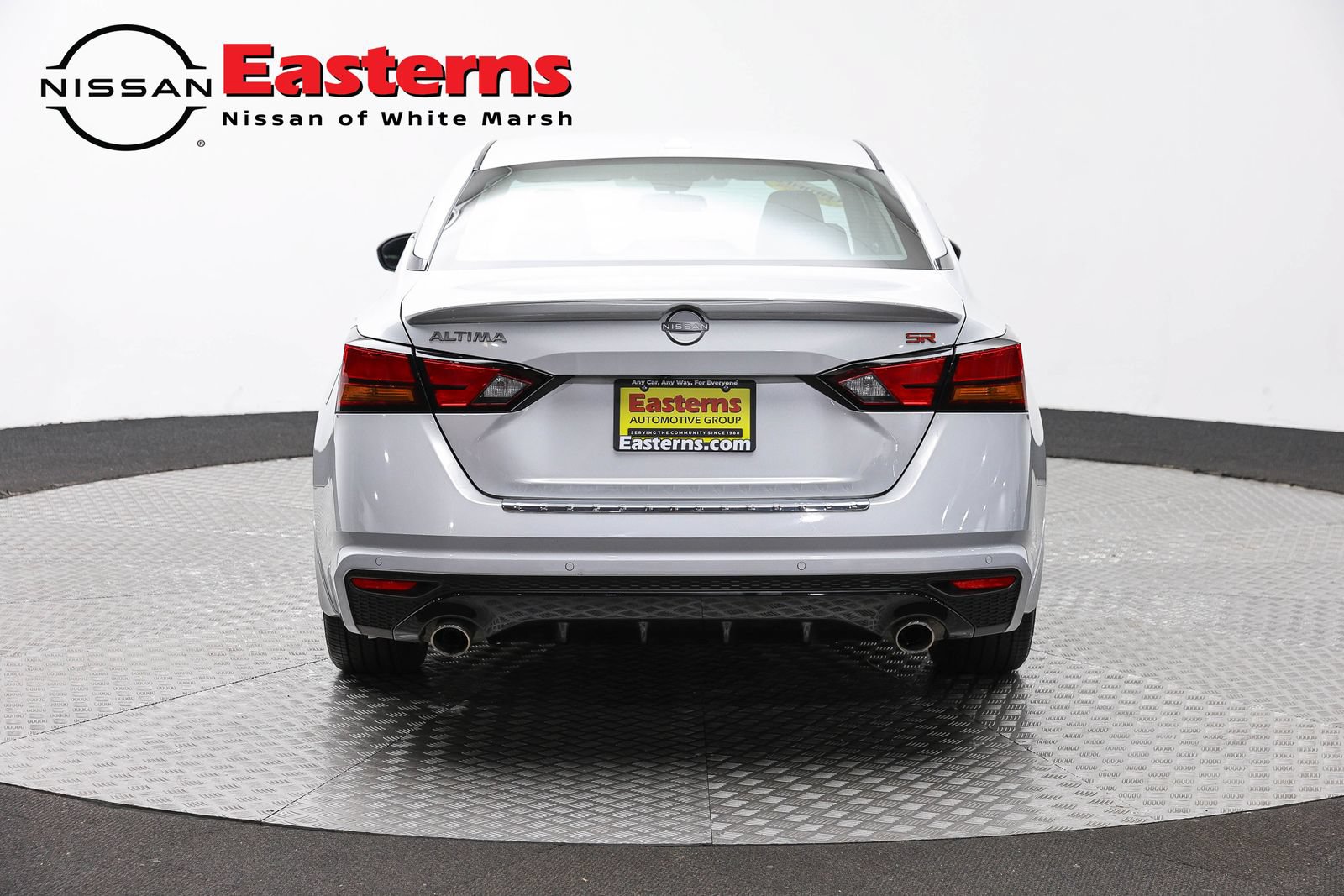 Used 2023 Nissan Altima 2.5 SR w/ SR Premium Package FWD image 5